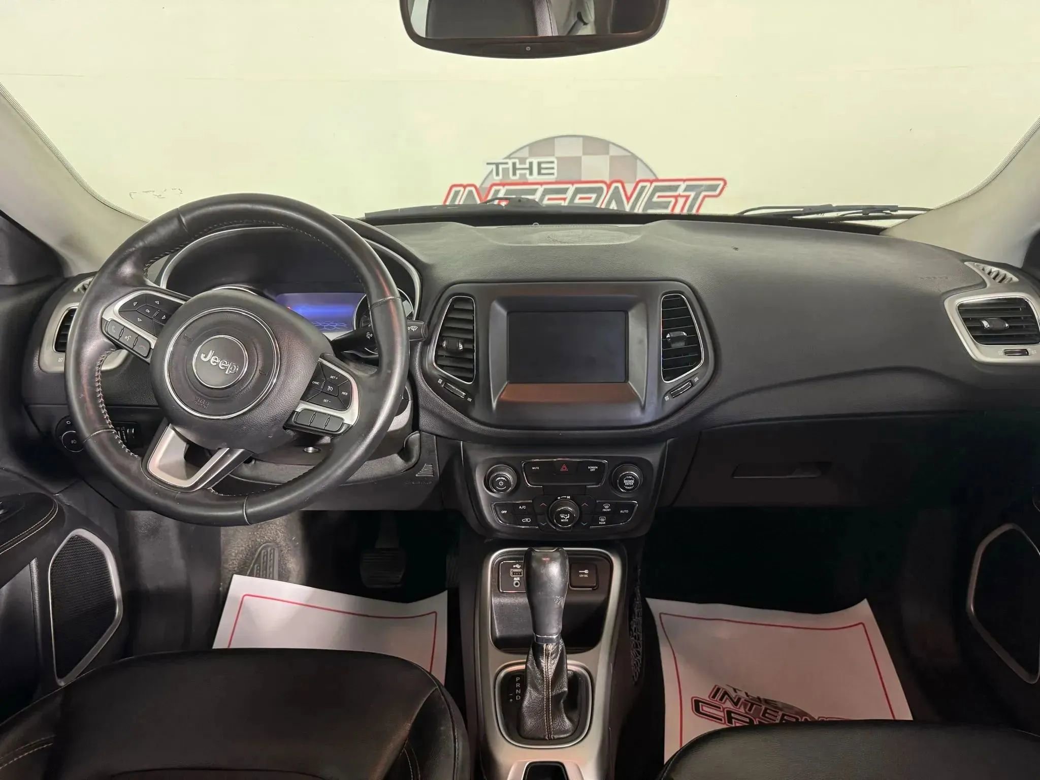 Used 2019 Jeep Compass Latitude w/ Popular Equipment Group FWD image 11