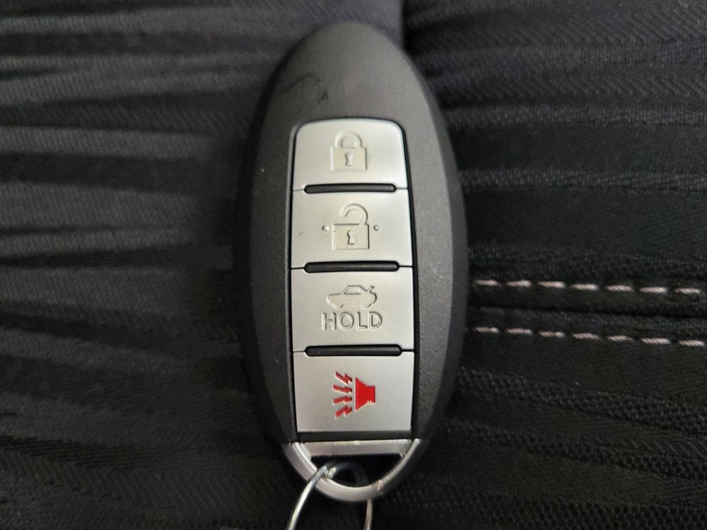 Used 2018 Nissan Sentra SV image 32