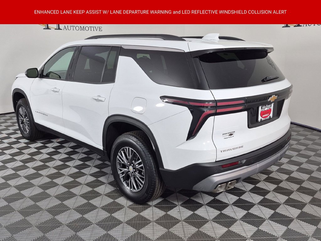 Certified 2026 Chevrolet Traverse LT FWD image 8