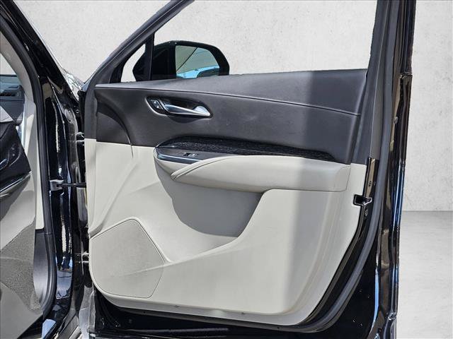 Used 2020 Cadillac XT4 Premium Luxury w/ Driver Assist Package AWD/4WD image 10