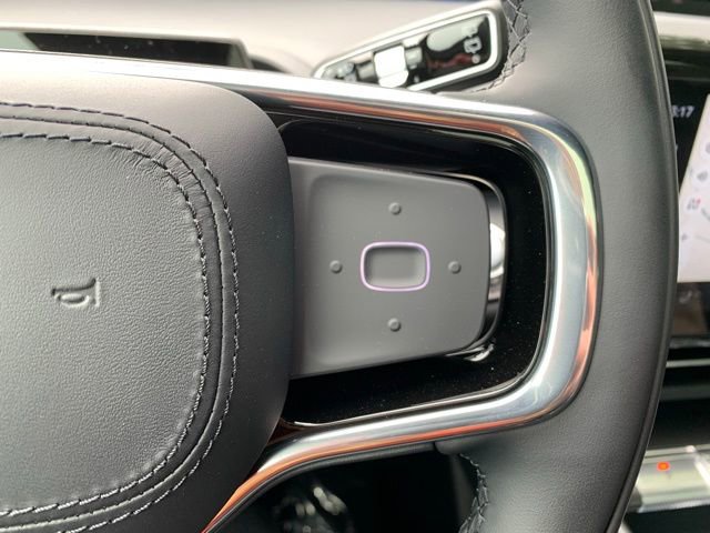 New 2025 Lincoln Nautilus Reserve image 26