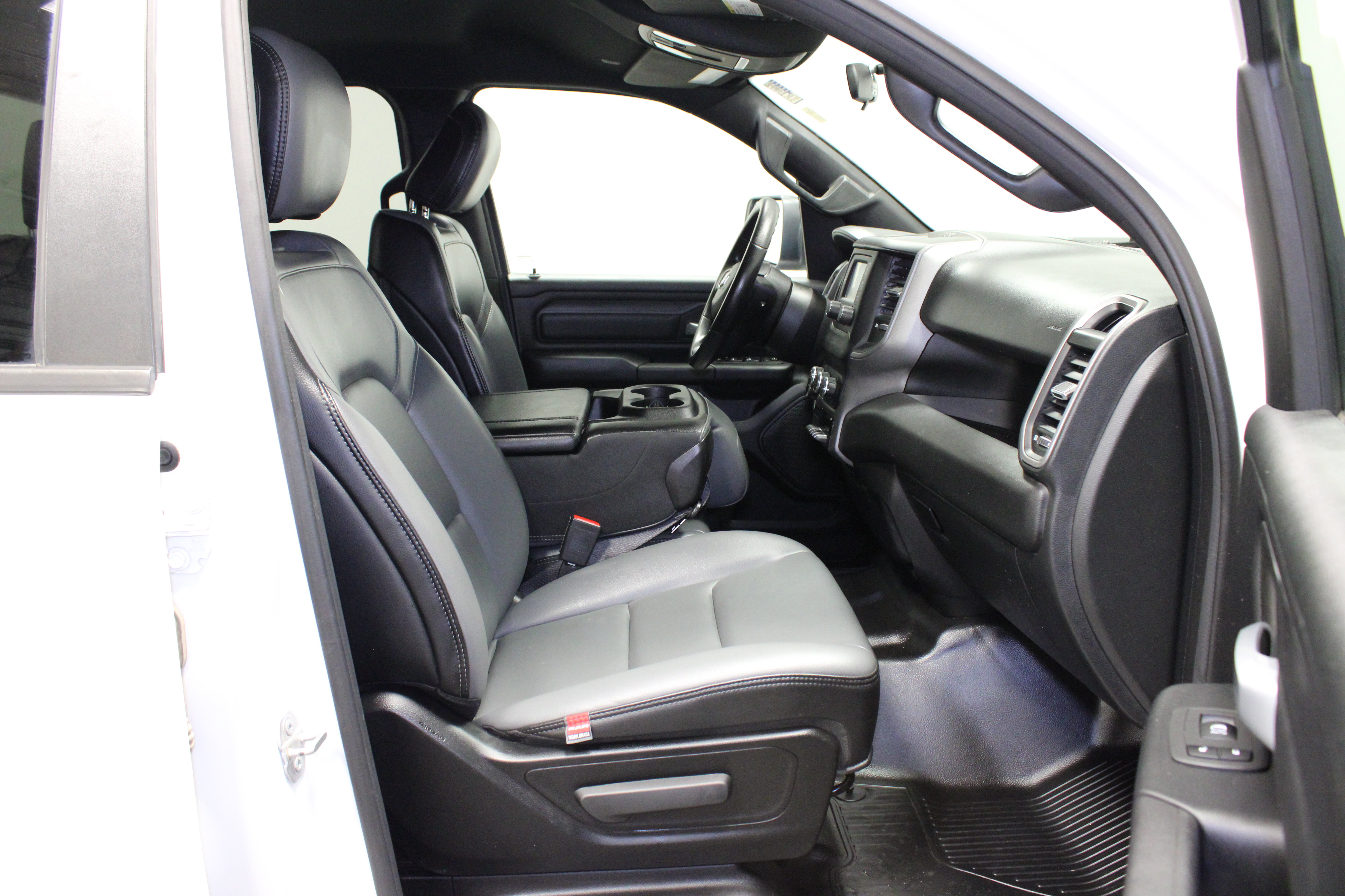 Used 2021 RAM 1500 Tradesman w/ Tradesman Group AWD/4WD image 17