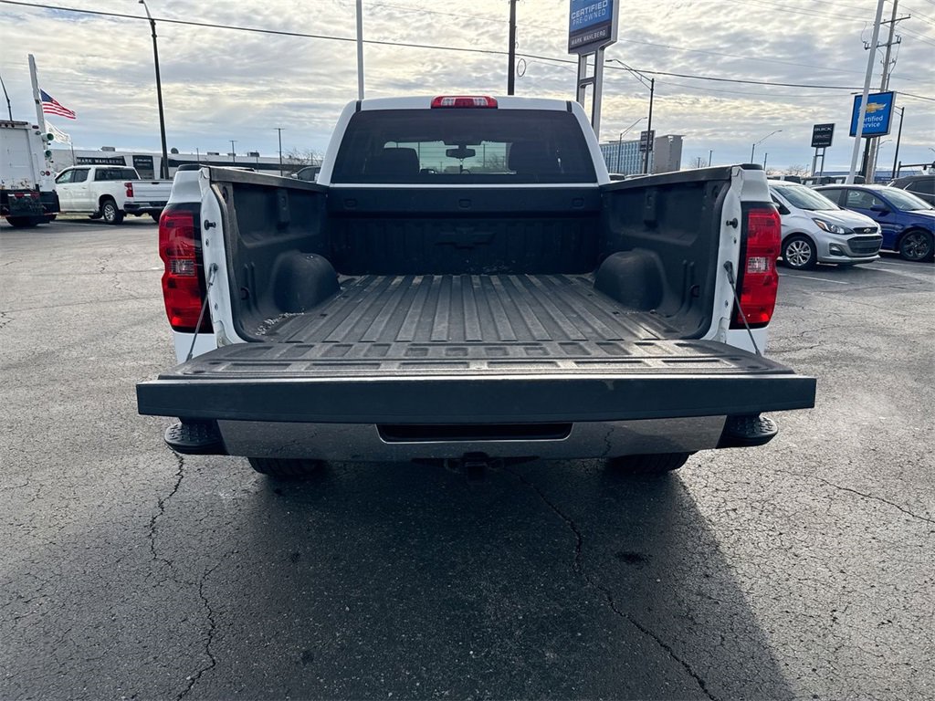 Used 2018 Chevrolet Silverado 1500 LT w/ All Star Edition image 24