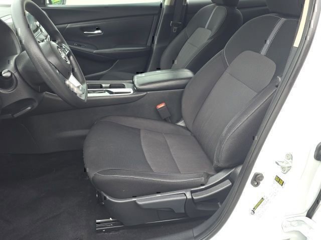 Used 2024 Nissan Sentra SV image 18