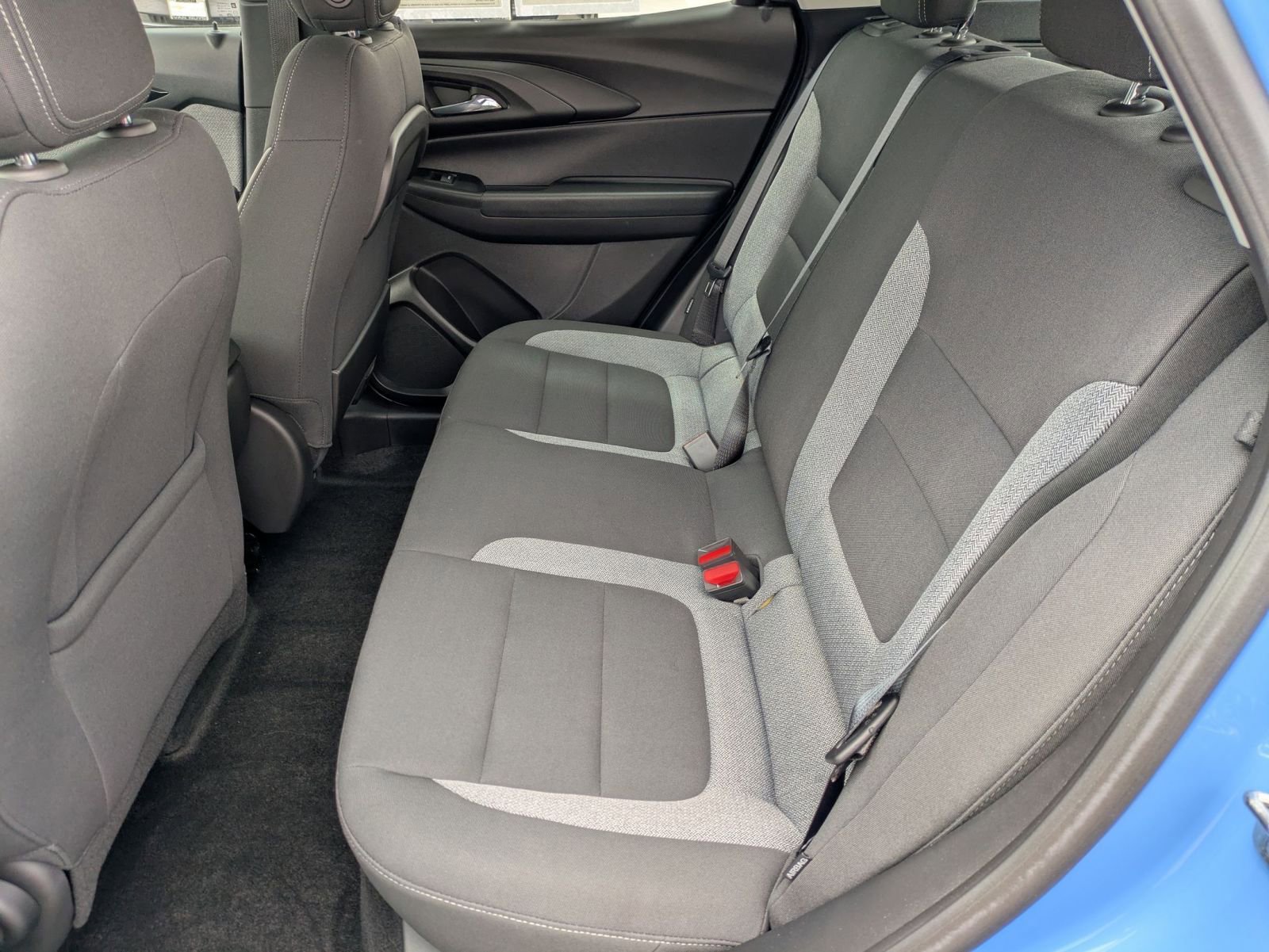 Used 2024 Chevrolet TrailBlazer LS FWD image 24