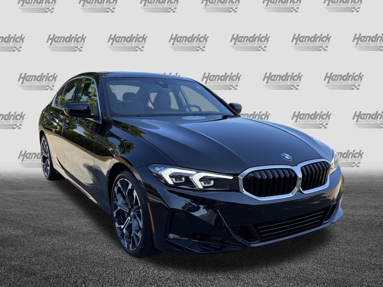 Certified 2025 BMW 330i Sedan RWD image 2