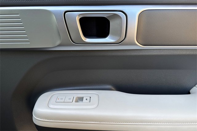 Used 2024 Hyundai Santa Fe SEL image 24