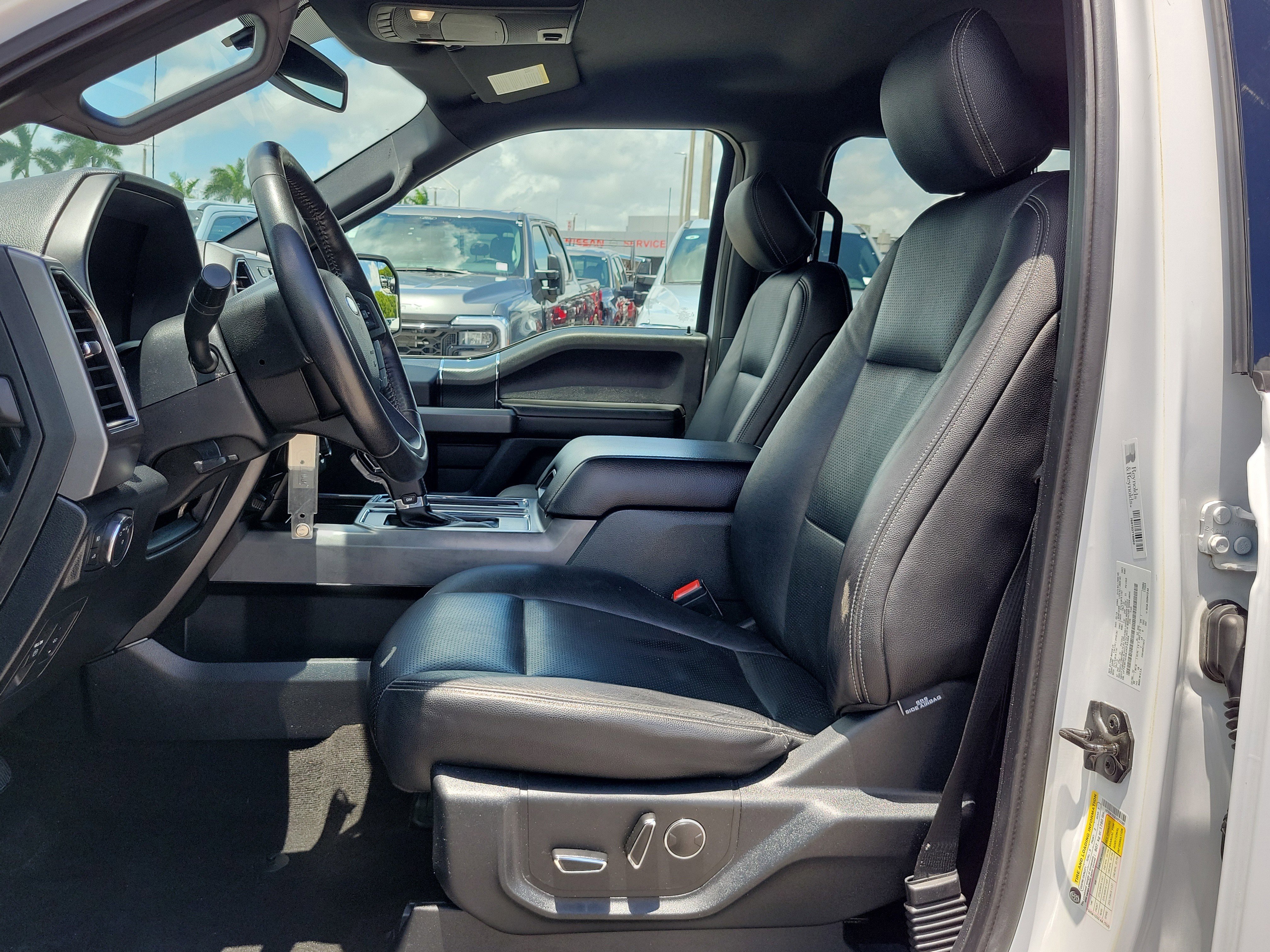 Used 2018 Ford F150 XLT w/ Equipment Group 302A Luxury AWD/4WD image 11