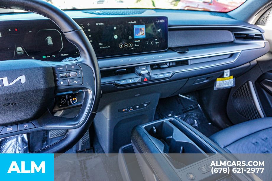 Used 2024 Kia EV9 Wind image 37