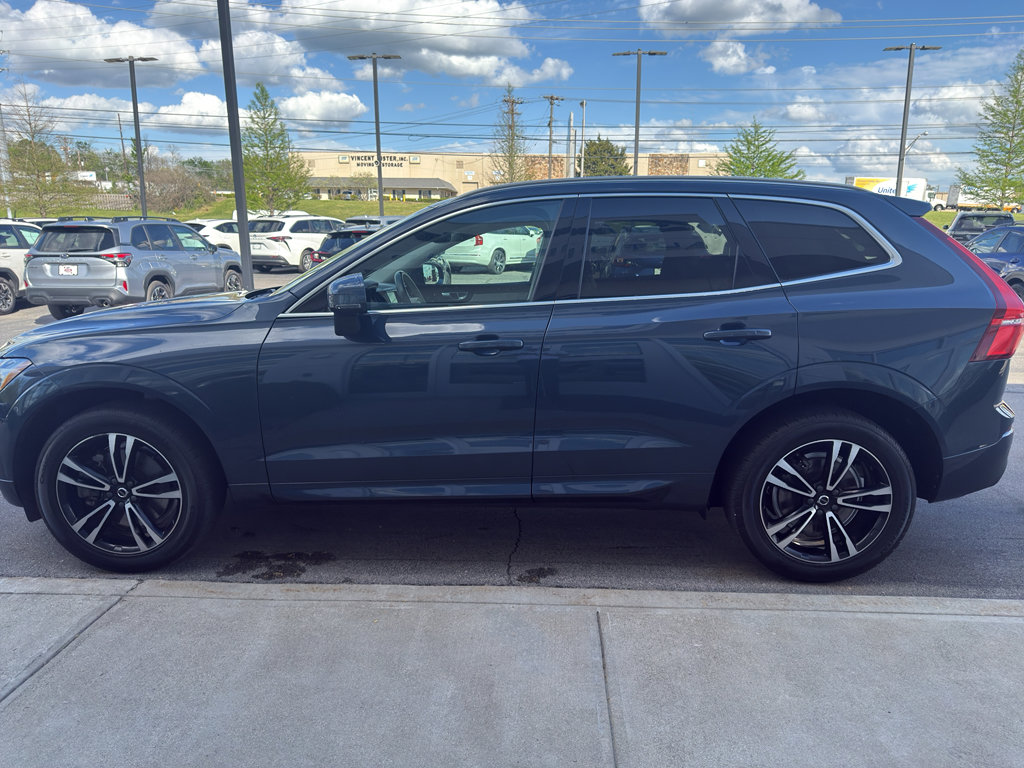 Used 2021 Volvo XC60 T6 Momentum w/ Protection Package Premier image 6