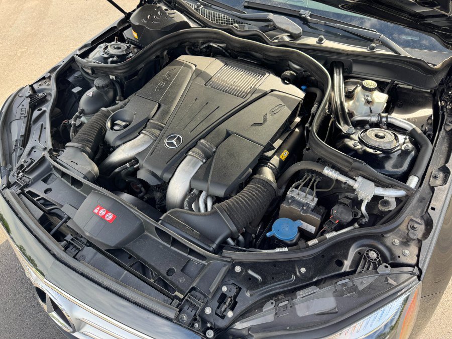 Used 2014 Mercedes-Benz E 550 4MATIC Sedan image 23