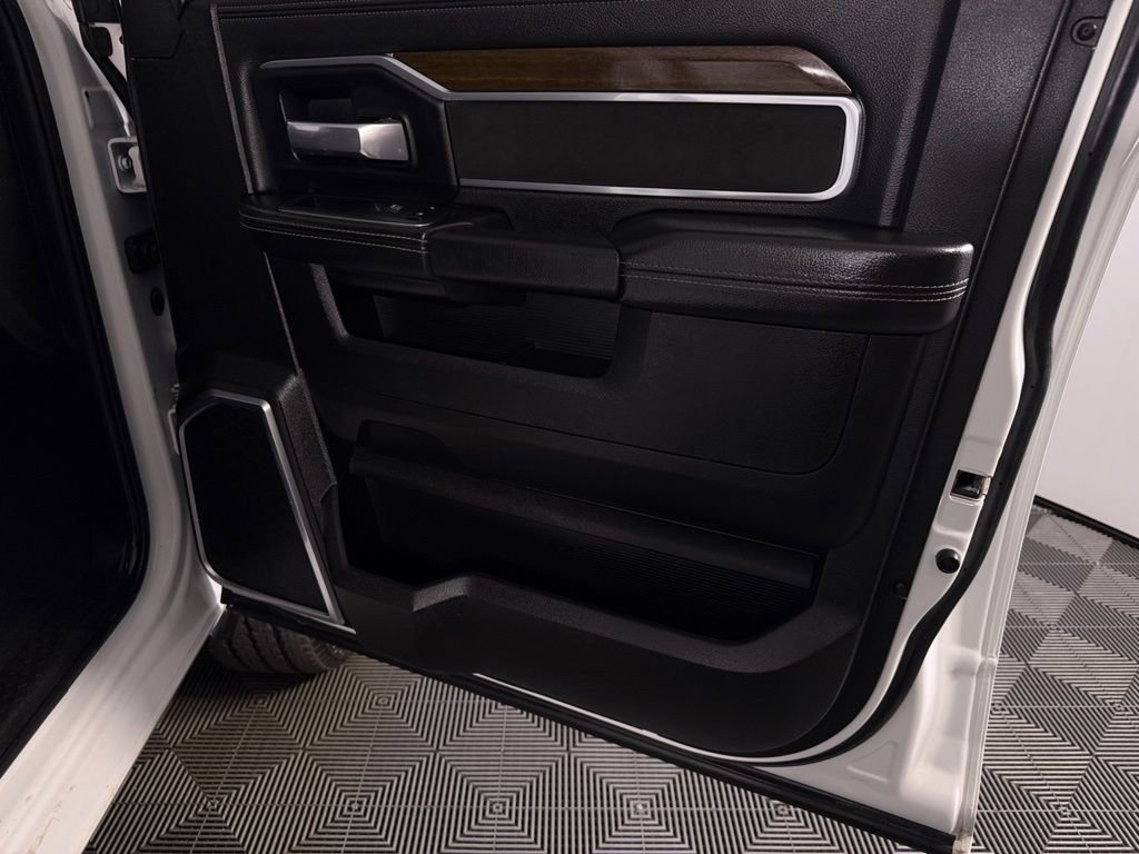 Used 2024 RAM 2500 Laramie w/ Safety Group image 32