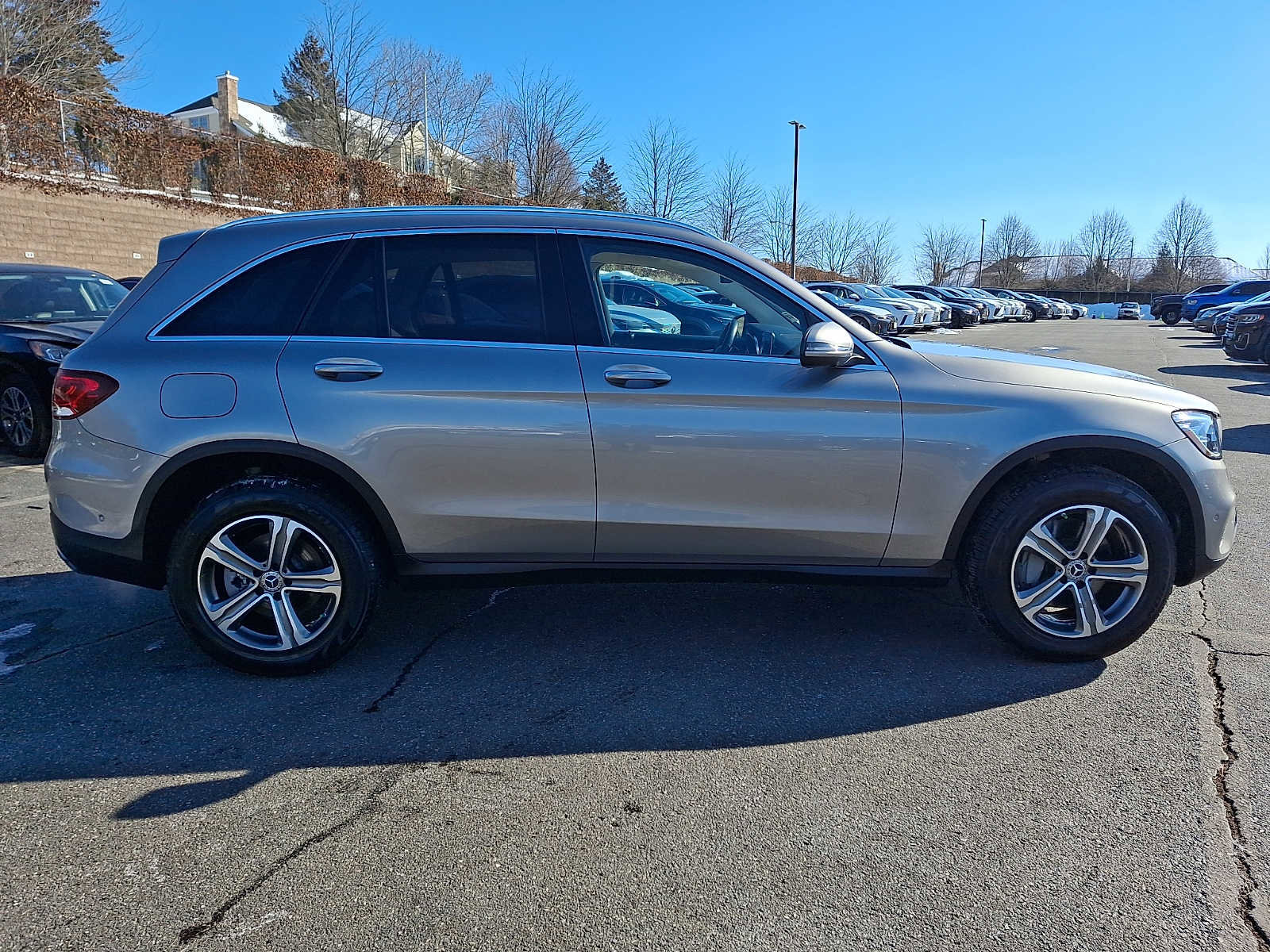 Used 2022 Mercedes-Benz GLC 300 4MATIC image 4