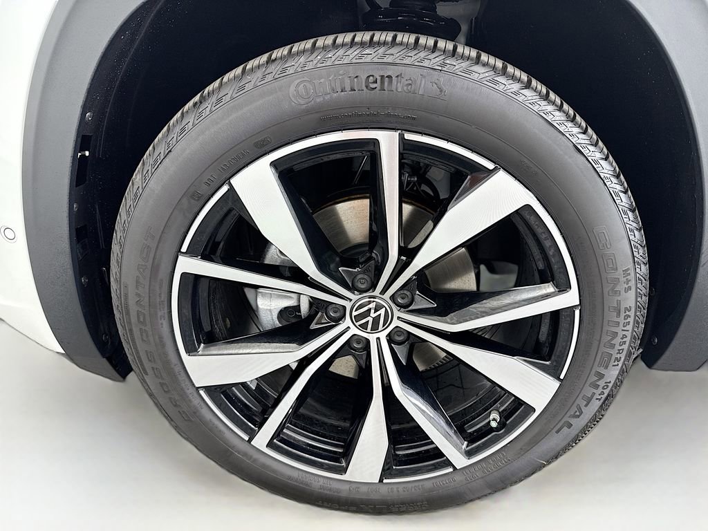 New 2026 Volkswagen Atlas SEL Premium R-Line image 30