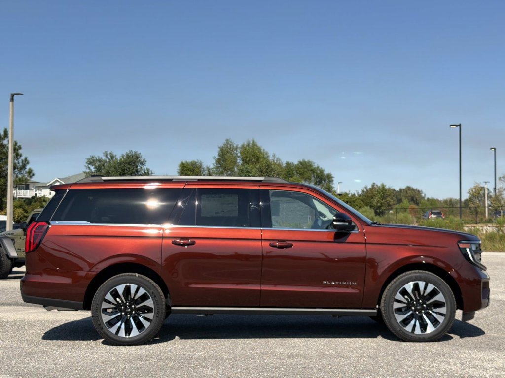 New 2027 Ford Expedition Max Platinum w/ Driver's Package AWD/4WD image 4