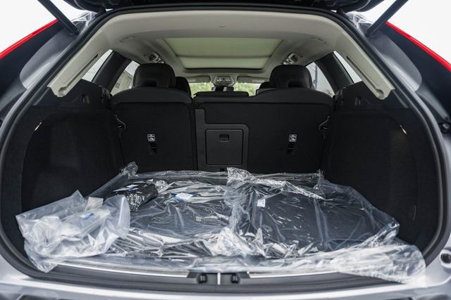 New 2026 Volvo XC60 B5 Plus w/ Protection Package Premier image 9