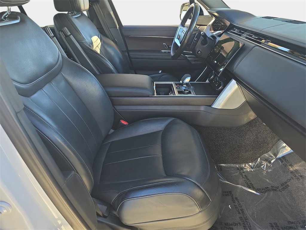 Certified 2023 Land Rover Range Rover SE image 10