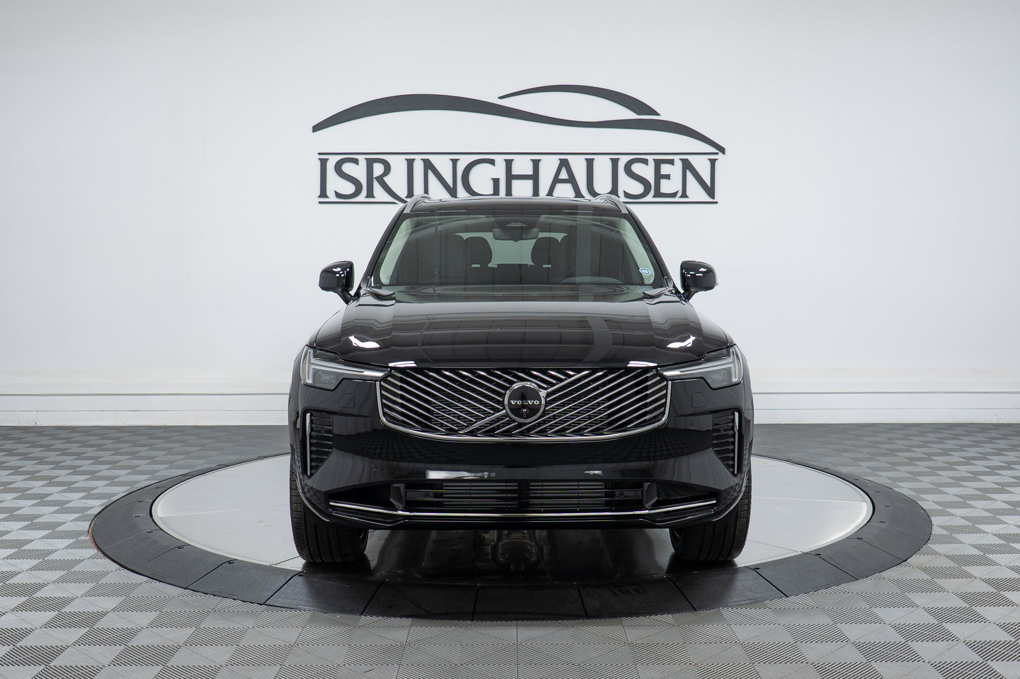 New 2026 Volvo XC90 T8 Plus w/ Protection Package Premier AWD/4WD image 2