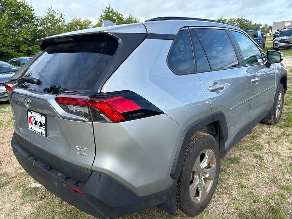 Used 2024 Toyota RAV4 XLE AWD/4WD image 15