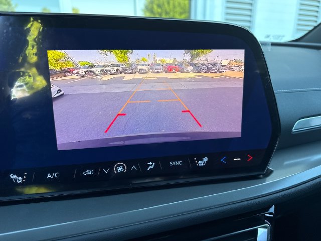 Used 2026 Chevrolet Traverse LT FWD image 20