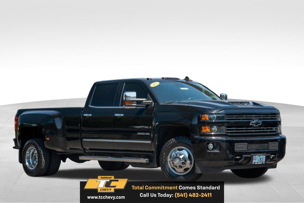 Used 2017 Chevrolet Silverado 3500 LTZ AWD/4WD image 3