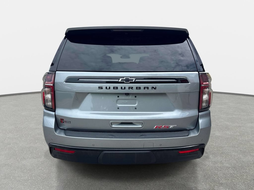 Used 2023 Chevrolet Suburban RST AWD/4WD image 4