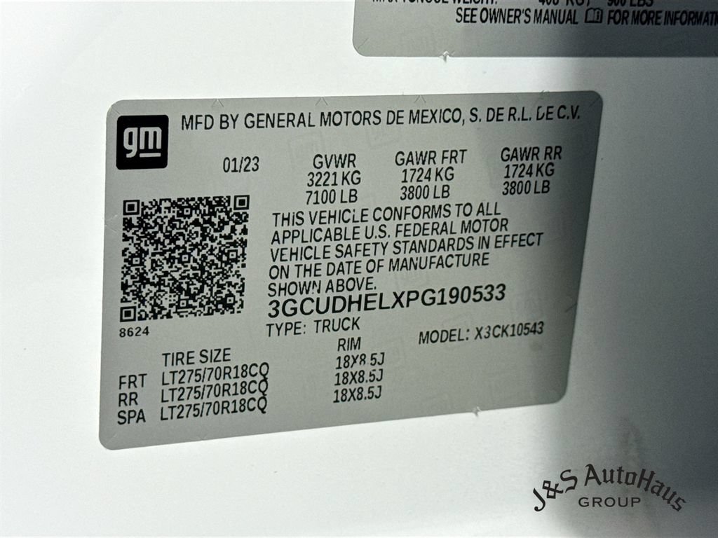 Used 2023 Chevrolet Silverado 1500 ZR2 w/ Technology Package AWD/4WD image 42