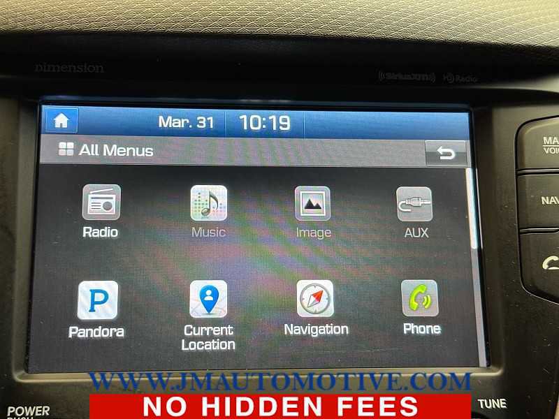 Used 2017 Hyundai Veloster Value Edition image 26