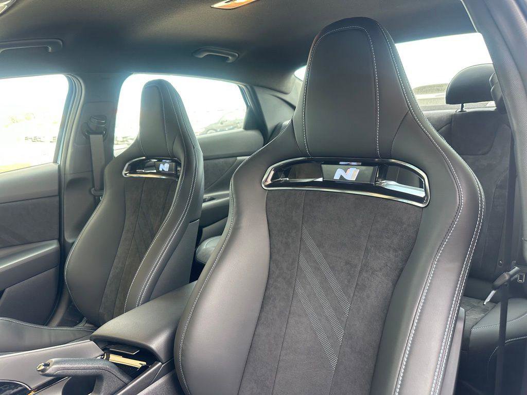 New 2025 Hyundai Elantra N FWD image 15