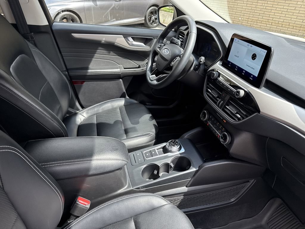 Used 2022 Ford Escape SEL w/ Technology Package AWD/4WD image 26