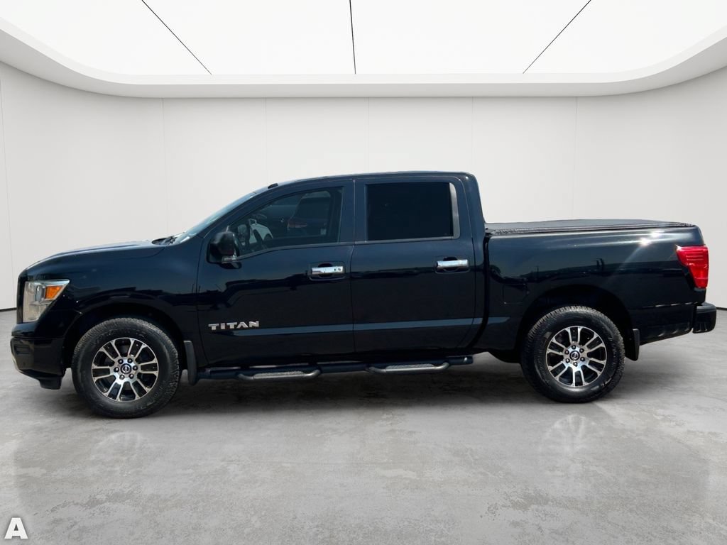Used 2021 Nissan Titan SV w/ SV Convenience Package AWD/4WD image 3