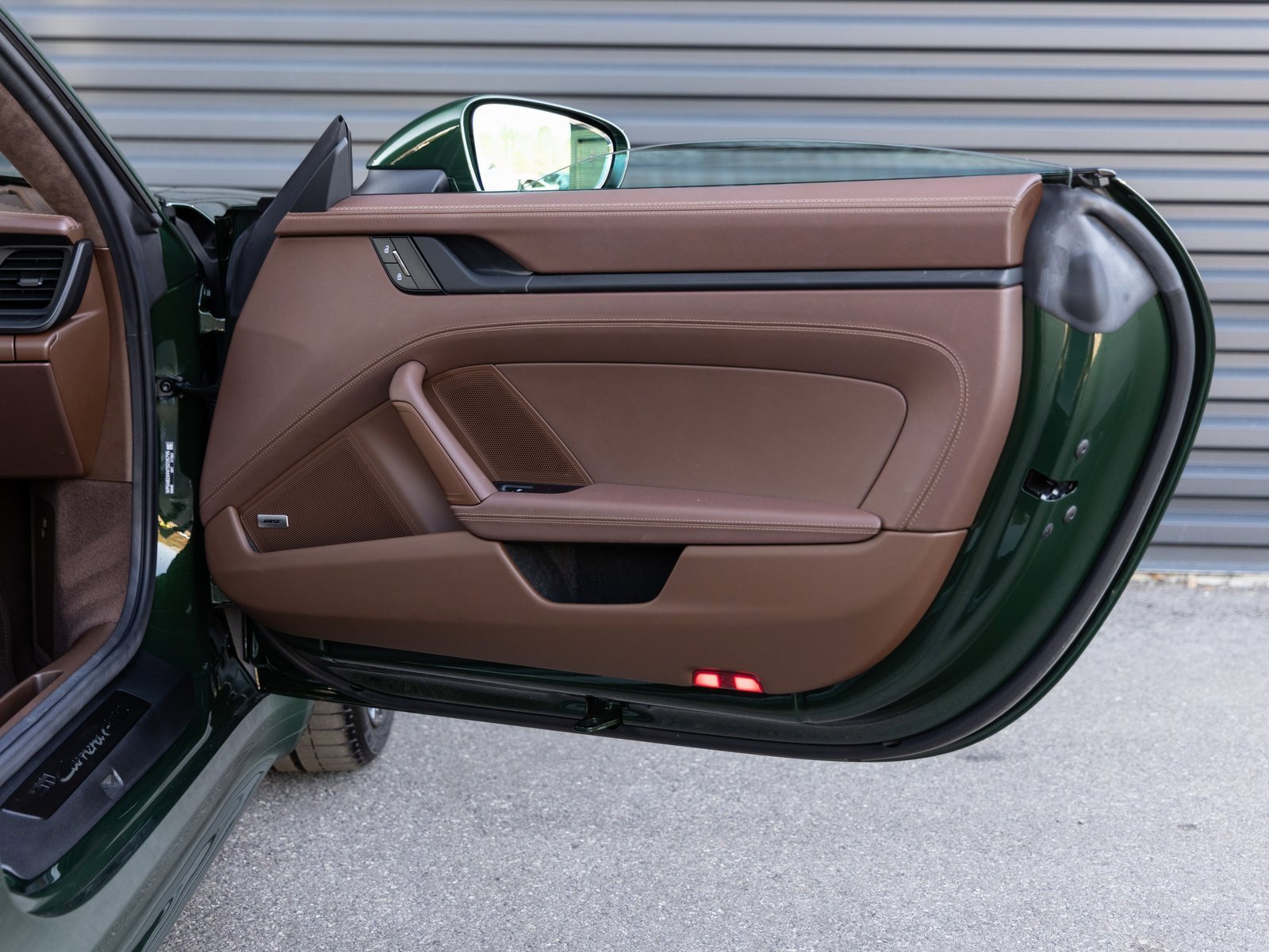 Certified 2026 Porsche 911 Carrera GTS image 28