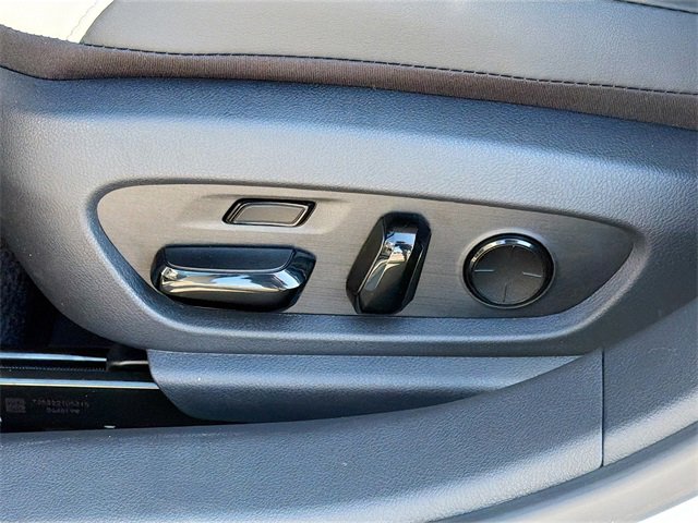 New 2025 Lexus ES 350 Ultra Luxury image 24