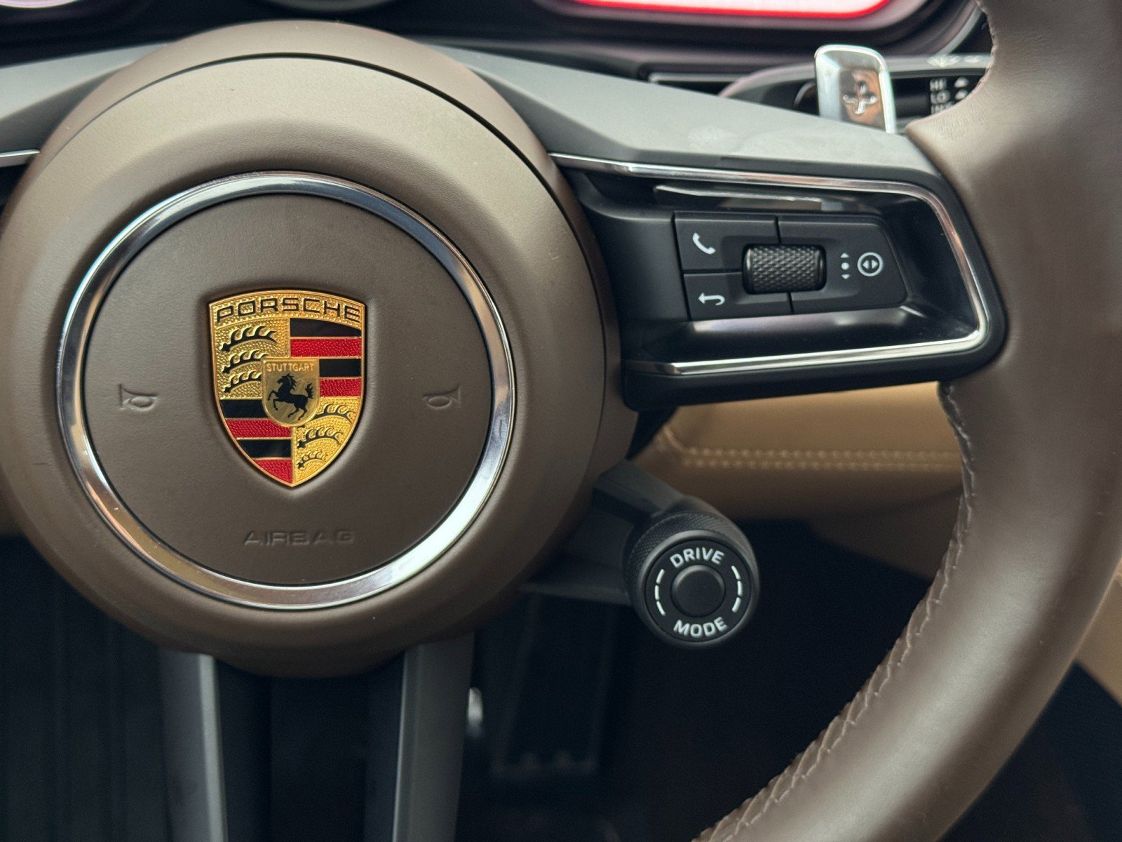 Used 2022 Porsche Panamera 4S Executive image 22