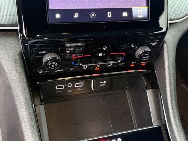 Used 2023 Jeep Grand Cherokee Altitude image 15