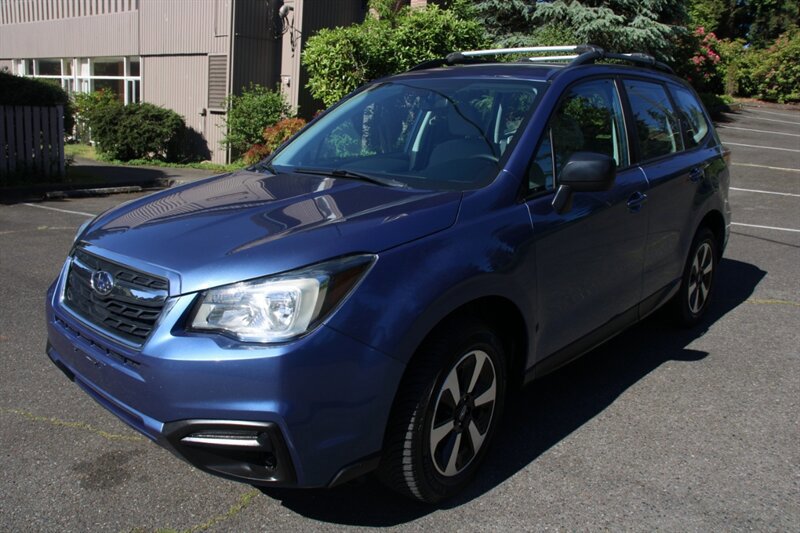 Used 2017 Subaru Forester 2.5i w/ Alloy Wheel Package AWD/4WD image 1