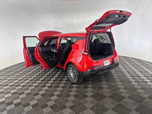 Certified 2021 Kia Soul LX FWD image 18