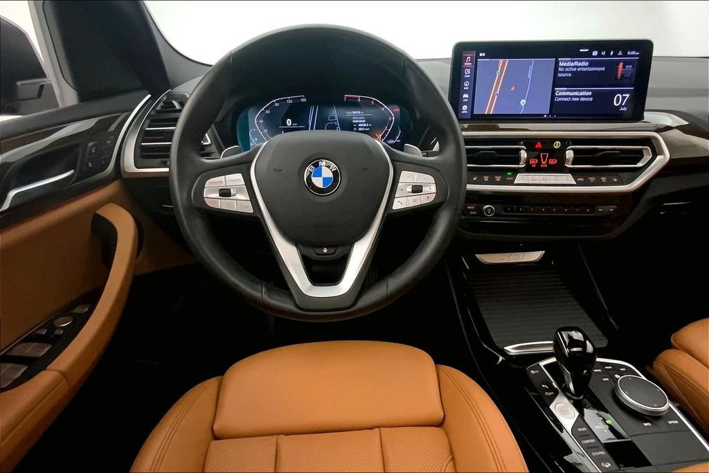 Used 2024 BMW X3 xDrive30i w/ Premium Package AWD/4WD image 4