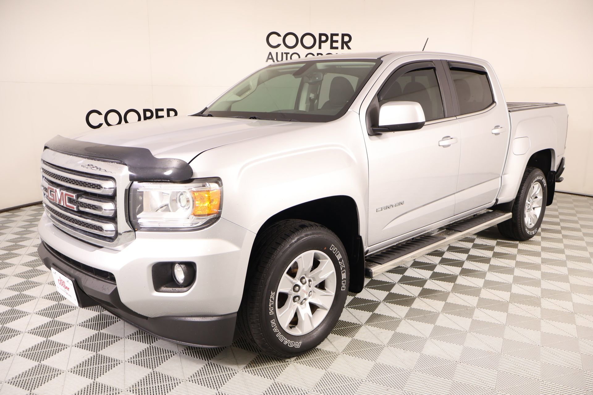 Used 2018 GMC Canyon SLE w/ SLE Convenience Package RWD image 10