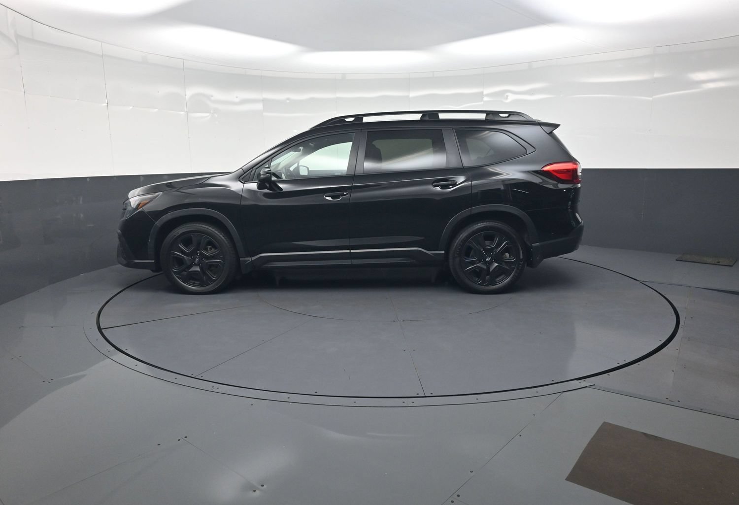 Used 2023 Subaru Ascent Onyx Edition AWD/4WD image 6