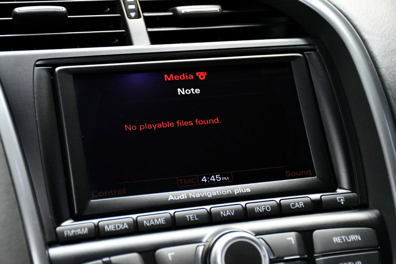 Used 2011 Audi R8 V10 image 52