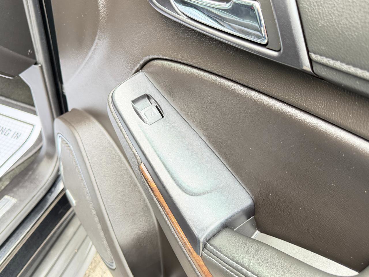 Used 2017 Chevrolet Tahoe LT image 62