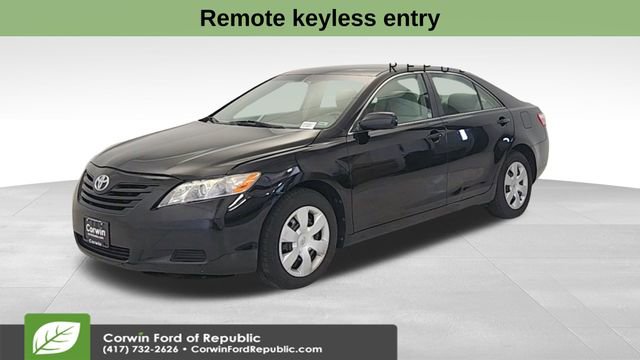 Used 2007 Toyota Camry LE FWD image 3