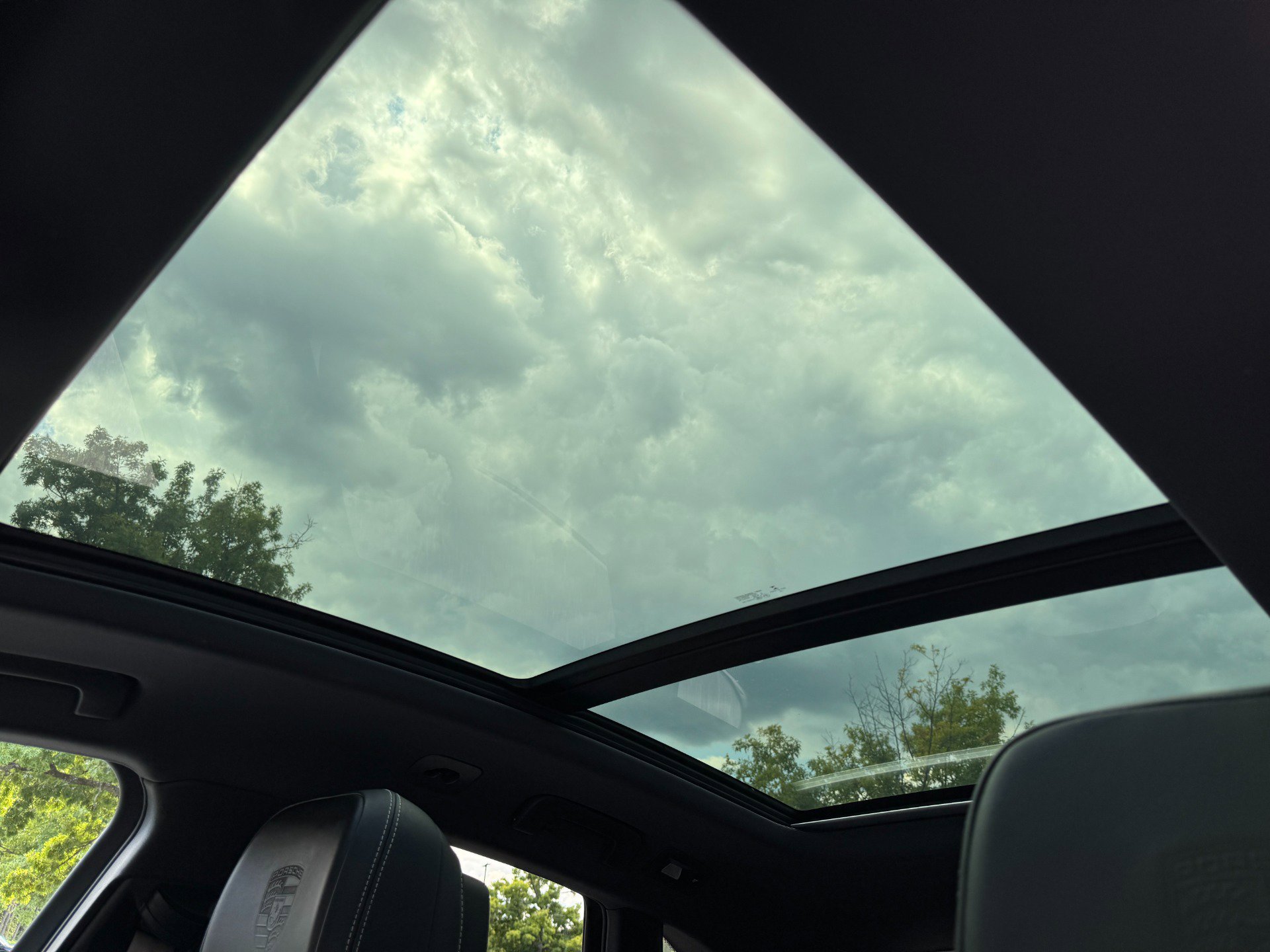 Used 2023 Porsche Macan image 43