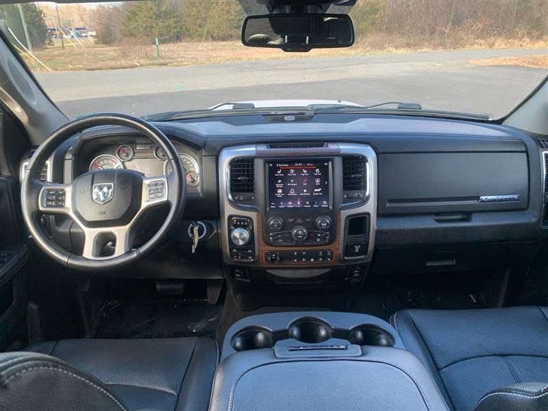 Used 2018 RAM 1500 Laramie image 17