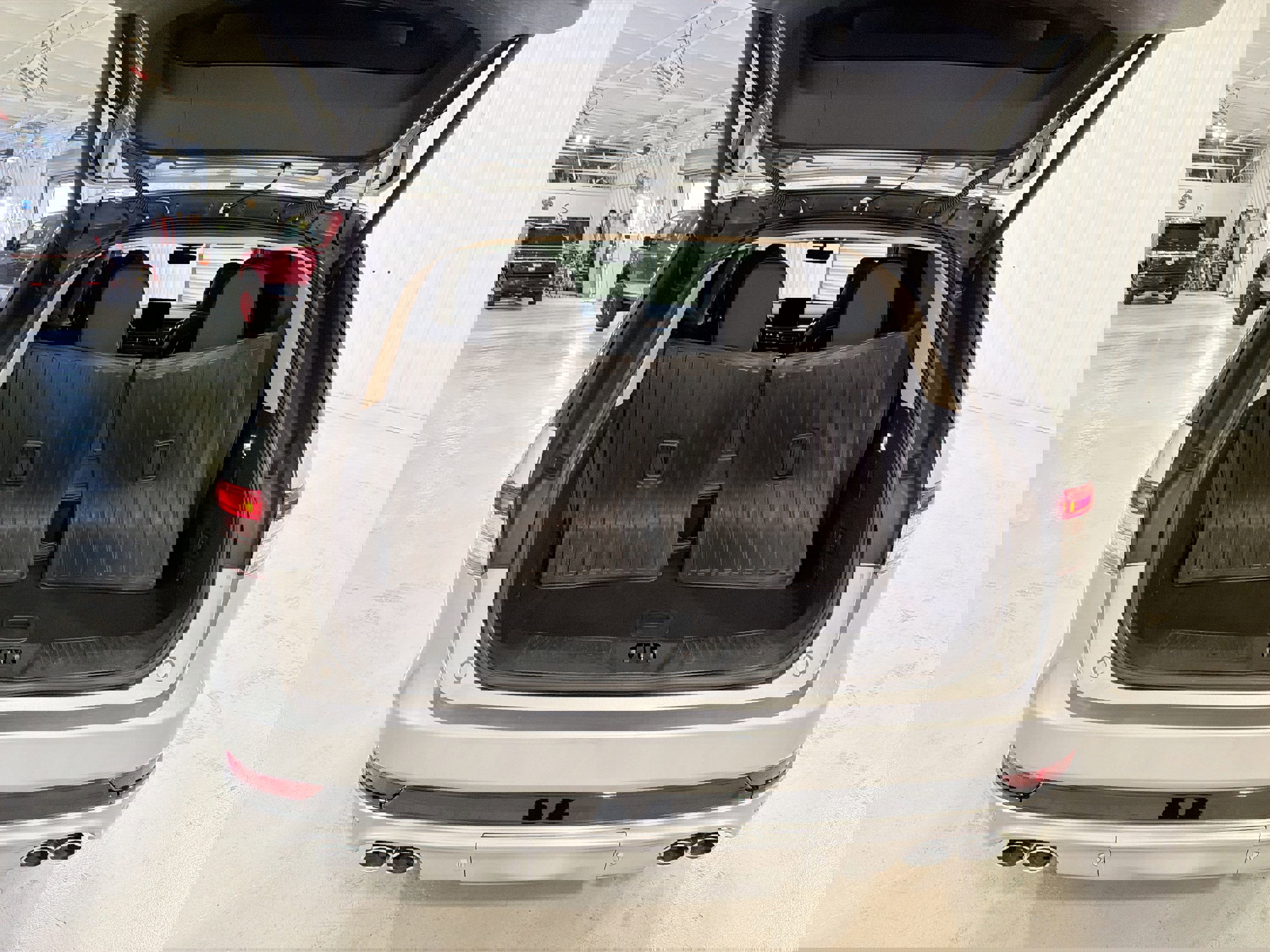 Used 2023 Lincoln Aviator Reserve w/ Equipment Group 201A image 29