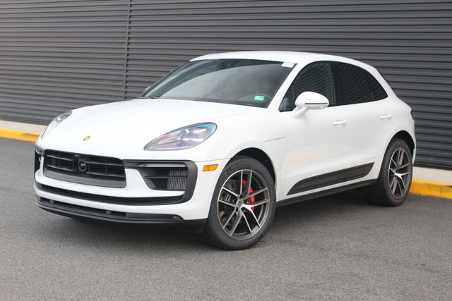 New 2025 Porsche Macan S image 1