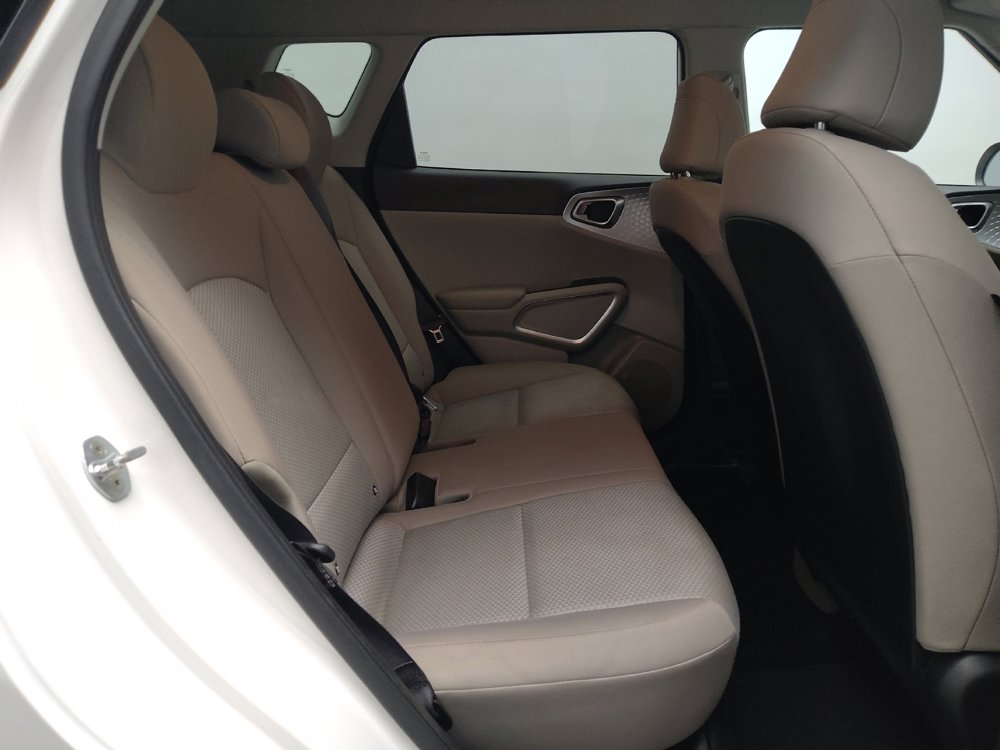 Used 2022 Kia Soul LX w/ Technology Package image 19