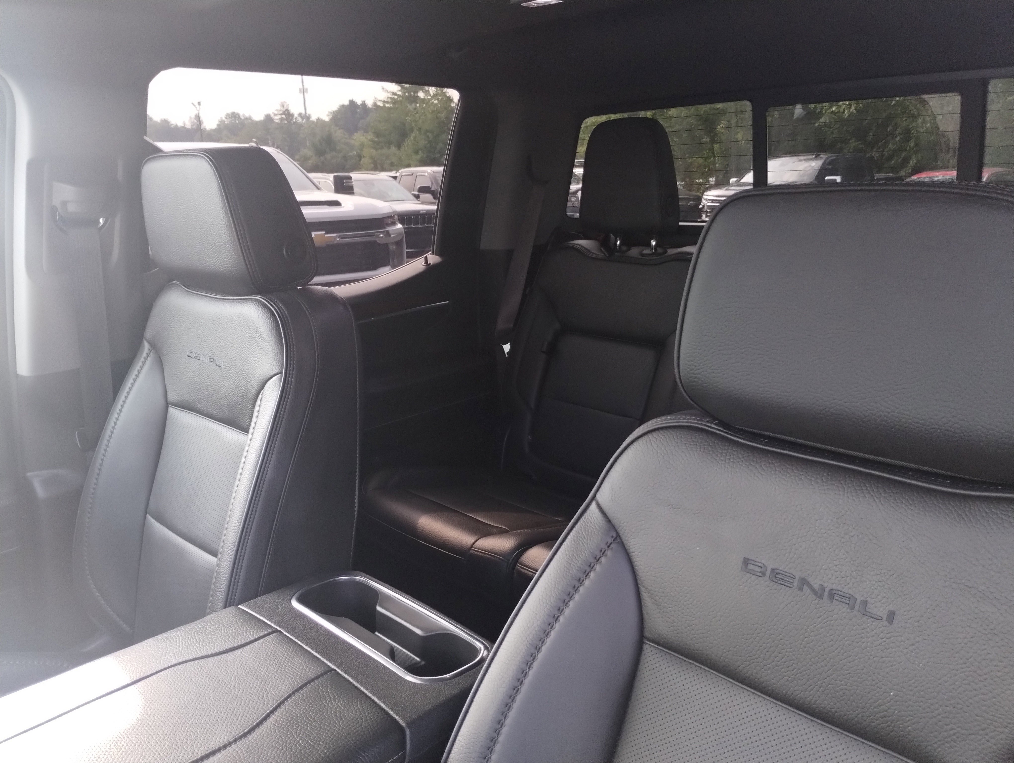 Used 2024 GMC Sierra 1500 Denali w/ Denali Reserve Package image 14