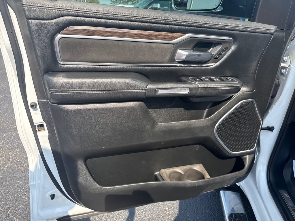 Used 2020 RAM 1500 Laramie AWD/4WD image 12
